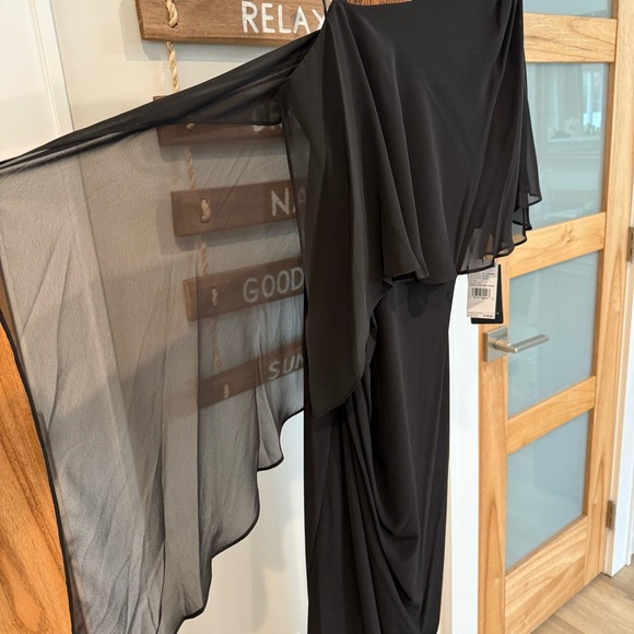 Adrianna Papell Black One Shoulder Draped Side Asymmetrical Neck Prom Dress 4 - Picture 7 of 16